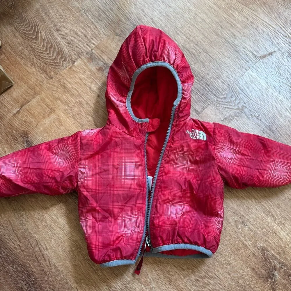 The North Face baby Red Plaid Puffer Baby Reversible Perrito Hooded Jacket
